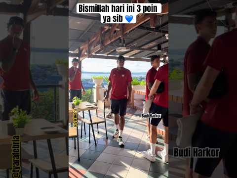 MOMENT BERTEMU PARA PEMAIN PERSIB BANDUNG DI PAREPARE JELANG LAWAN PSM MAKASSAR thumbnail