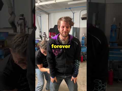 i tried pickpocketing my boss thumbnail
