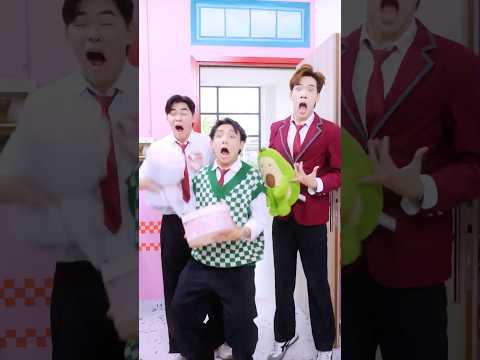 Boys are such scaredy-cats ? ? ?‍♂️ #taihoa #viral #shorts thumbnail
