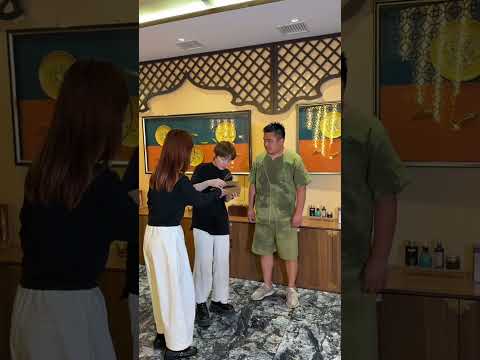 Tiệm massage bạo lực #memevietnam #meme #funny #haihuoc thumbnail