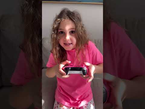 Mommy Interrupts  | Sierra Learns to Listen thumbnail
