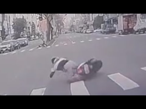 這裡不能睡覺，趕快起來是對的 thumbnail
