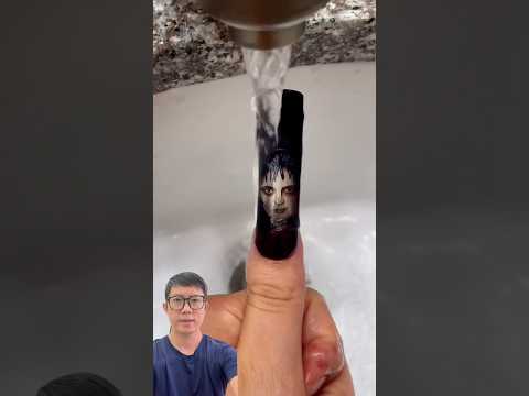 Chị gái khoe móng tay #trending #trendingshorts #trendingvideo #shorts #shortsviral #viralshorts thumbnail