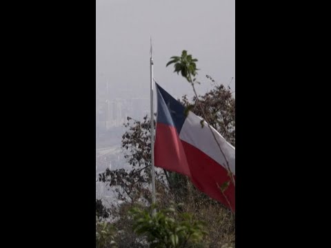 CONTAMINACIÓN en CHILE genera PREEMERGENCIA AMBIENTAL #shorts thumbnail