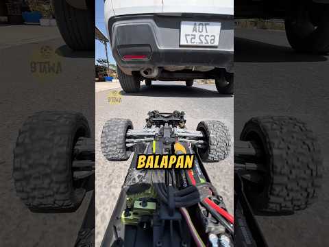 Biarpun Sudah DILINDAS BAN MOBIL, Mobil RC Ini Masih Bisa NGEBUT‼️? #mobilrc #mainananak #mobil thumbnail