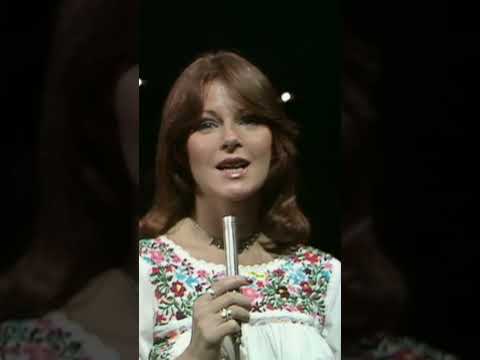 Watch the full performance of ‘Fernando’ on BBC’s ’Top Of The Pops’ from 1976 now on ABBA’s YouTube! thumbnail