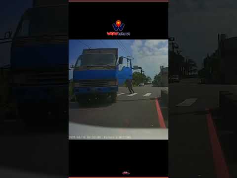 【車禍影片】一大早直接被嚇醒（2026.05.18 桃園市中壢區月桃路二段 thumbnail