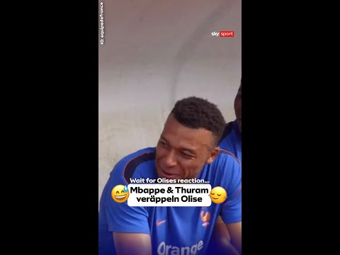 Michael Olise wird von Thuram und Mbappe veräppelt... 😅🇫🇷 thumbnail