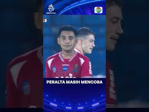 Mariano Peralta hampir saja membuka gol perdana buat Borneo di laga ini? #shorts thumbnail