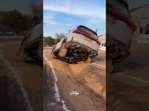 Fortuner Vs MG Majestor thumbnail