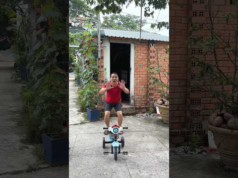 Xe đạp nhỏ - xe đạp to #shorts #funny thumbnail