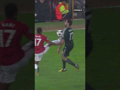 NANI WYLATUJE Z BOISKA W MECZU MAN UNITED - REAL, SEZON 12/13! ? TO BYŁA SŁUSZNA DECYZJA? ? thumbnail