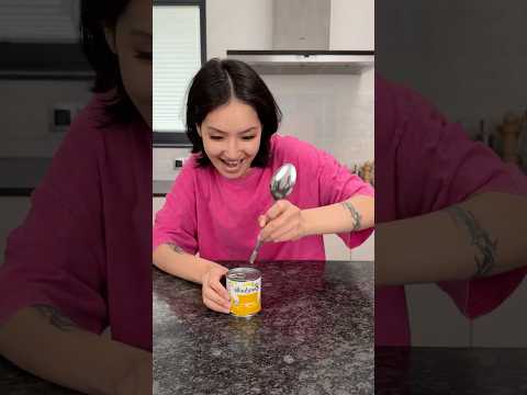 Life hack: How to open a can🥫🤩 thumbnail