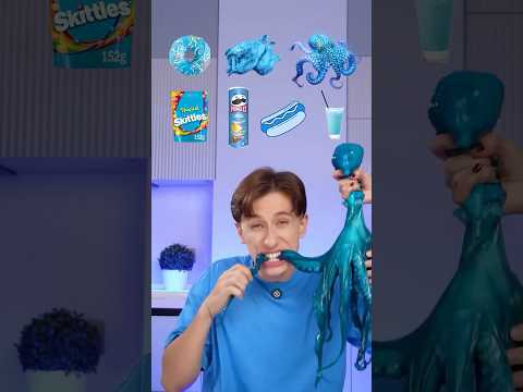 Blue Food Mukbang 😋🐙💙💙💙 thumbnail