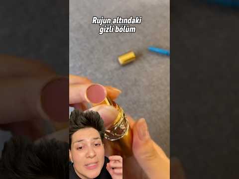 Biten rujdan ruj cıkarma tüyosu 💄 #shorts #lifehack thumbnail