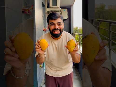 Gaurav nai bakre ko mango khilaye #gauravaroravlogs #youtubeshorts #shorts thumbnail