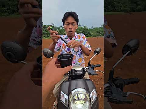 temon bisa sulap di atas tanjakan make motor #trendingshorts thumbnail