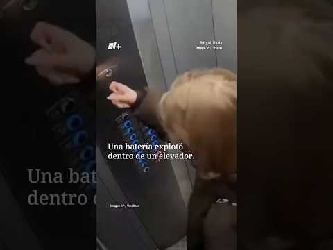Momento en que batería portátil explota dentro de un elevador | N+ thumbnail