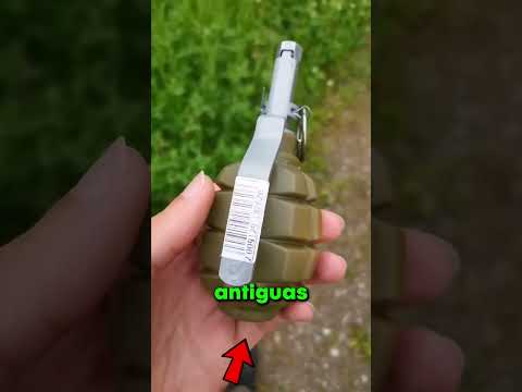 LAS GRANADAS MÁS TONTAS DEL MUNDO!! 😂 thumbnail