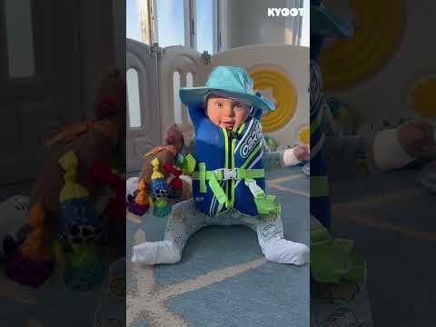 Which baby has the best hat fashion? ? #babies #hat #fashion #cute #shorts thumbnail