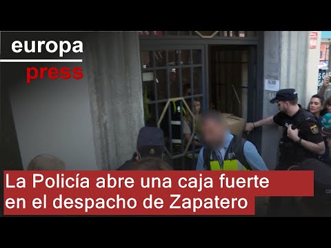 La Policía accedió a una caja fuerte en el despacho de Zapatero durante el registro thumbnail