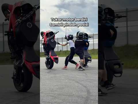 Gagal motornya miring #automobile #motoroffroad #modifikasimotor #youtubeshorts thumbnail