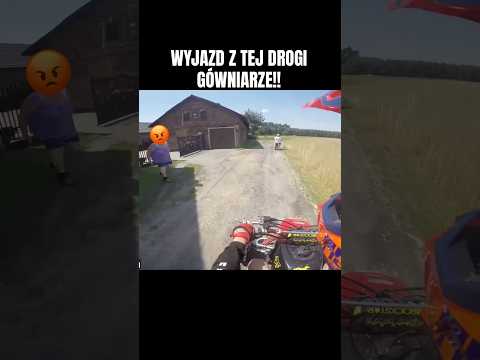 Awantura z babcią na publicznej drodze #shorts #foryou #police #motorcycle #duet #trending #viral thumbnail