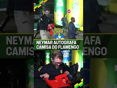 O POLICIAL FLAMENGUISTA NÃO PERDEU A OPORTUNIDADE! 😂🔴⚫ #shorts thumbnail
