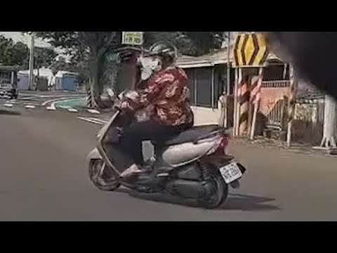 【車禍影片】您這說轉就轉的，我躲不掉 thumbnail