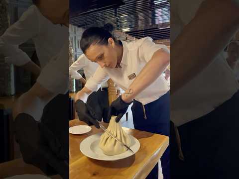 Traditional Georgian Dish 🇬🇪 Khinkali thumbnail