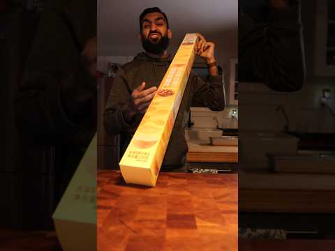 I Tried Japanese Pringles… Fake Potatoes? thumbnail
