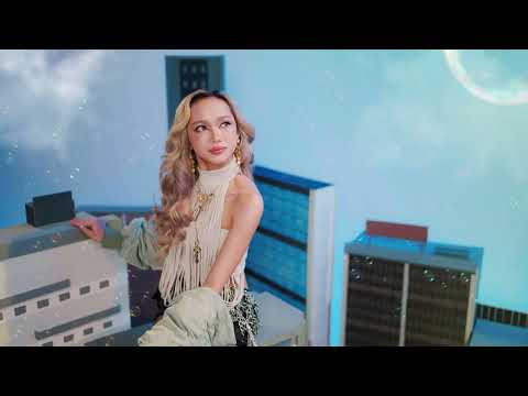 #BINI : 'Signals' EP Concept Film [ Gwen ] thumbnail