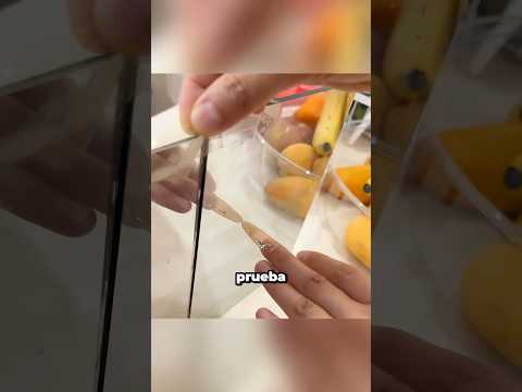 El Truco De La Uña Para Saber Si Un Espejo Es Seguro thumbnail