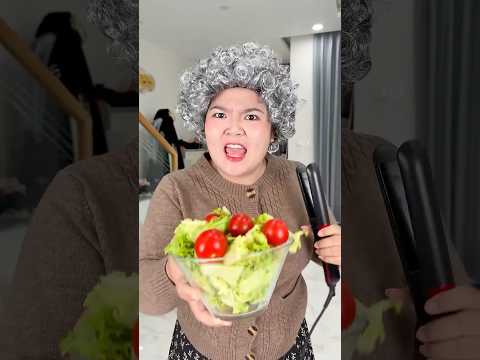 My Mom Wants Me to Eat Vegetables 🥦 #funny #shorts thumbnail