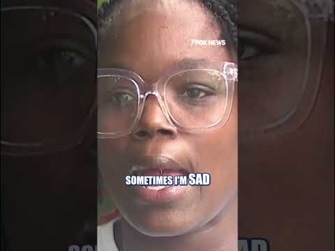 Atlanta train passenger stabbed to death in random attack #shorts #us #news #crime thumbnail