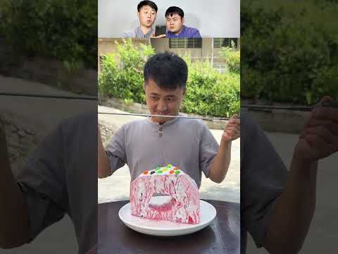 Ermao snuck a bite of Songsong’s cake. #funny #comedy #food thumbnail