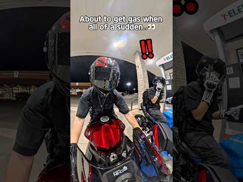 TRIED GIVING HIM A HAND. HE DIDN’T LIKE IT. #biker #motorcycle thumbnail