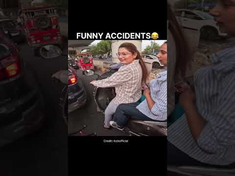 Funny accident 😂 #publicreactin #motovlog thumbnail