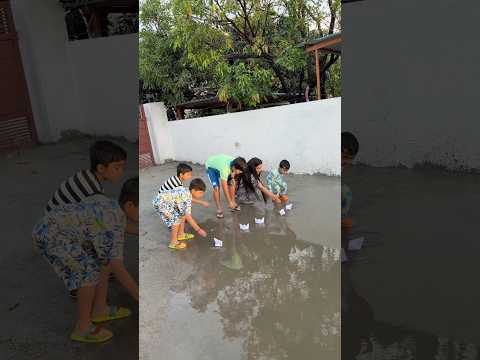 Barish Mai Lagai Boat Race 🛶 #race #challenge #vlog #shorts #trending #rain #barish thumbnail