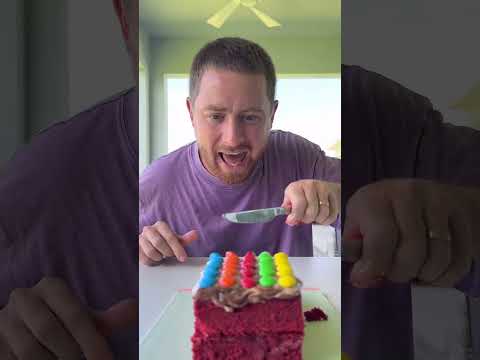 How To Steal A Piece Of Cake Unnoticed! 😳 thumbnail