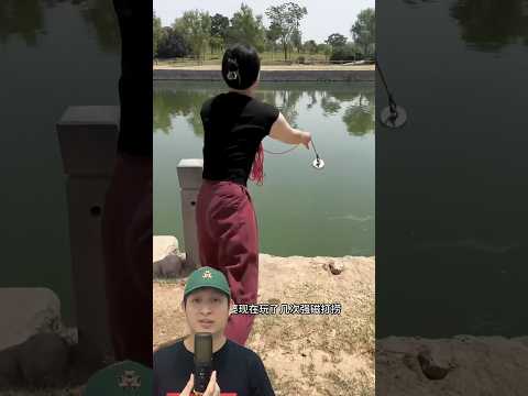 MAMA CARI HARTU KARUN DI SUNGAI‼️? @A2FactsForid #remix #dubbing #trending thumbnail