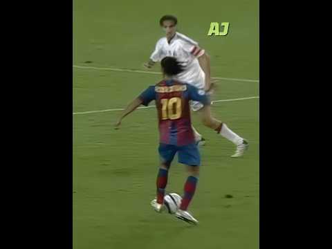 Ronaldinho Legendary Goals 🤠 thumbnail