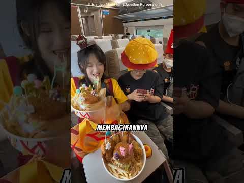 Gadis Ini Merayakan Ulang Tahun Sendirian di Kereta, Tapi Malah Berbagi Kebahagiaan den#shorts thumbnail