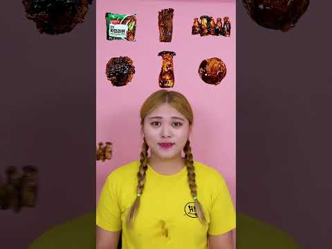 하이유의 랜덤 불닭 짜장 버섯 먹방! Random BLACK BEAN NOODLES food MUKBANG #tiktok #Shorts  |  HIU 하이유 thumbnail