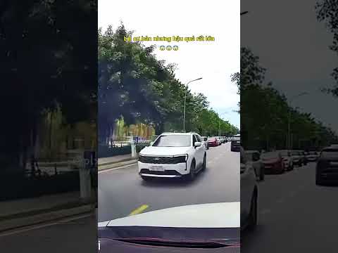 Lỗi cơ bản nhưng hậu quả rất lớn 😨 #antoangiaothong #laixeantoan #shorts thumbnail