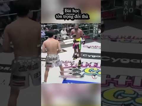 Floyd Mayweather dạy võ sĩ Nhật Bản bài học về sự tôn trọng | BLV Võ Thuật thumbnail