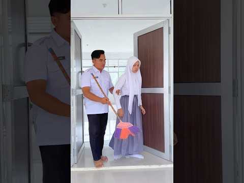 Disuruh nyapu halaman tapi lupa halaman berapa yg harus disapu🙄🤦🏻‍♂️ #funny #comedy thumbnail