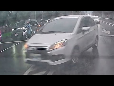 你不按我喇叭，我還懶得檢舉你勒（已檢舉） thumbnail