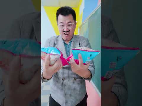 Snacks weren't allowed in class, but she found a way 🧠🍟 #anhchinh #funny #trending #shorts thumbnail