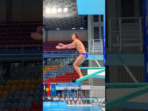 Diving thumbnail